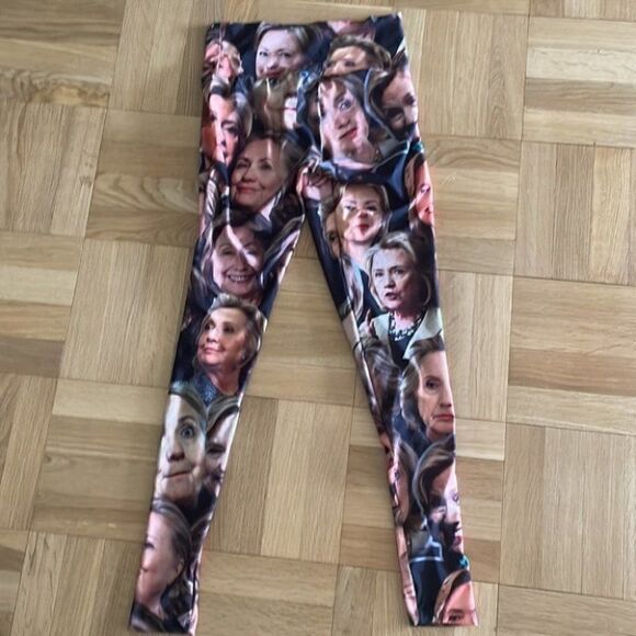 Hilary Clinton yoga pants - Picture 4 of 4